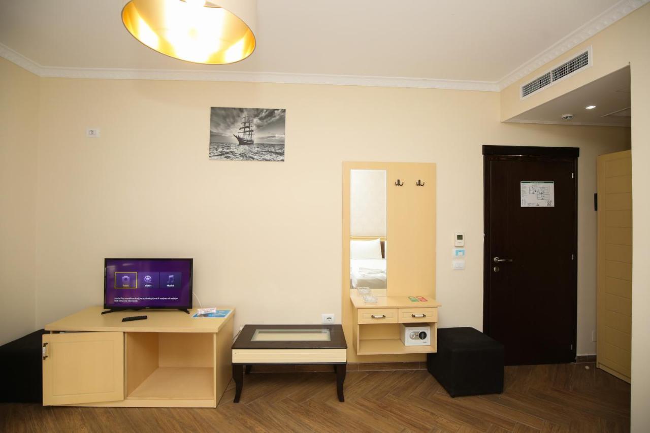 Hotel Summer Stars Wlora